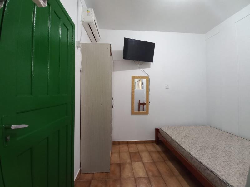 Kitnet-Codigo-1857-para-alugar-no-bairro-Barra-da-Lagoa-na-cidade-de-Florianópolis