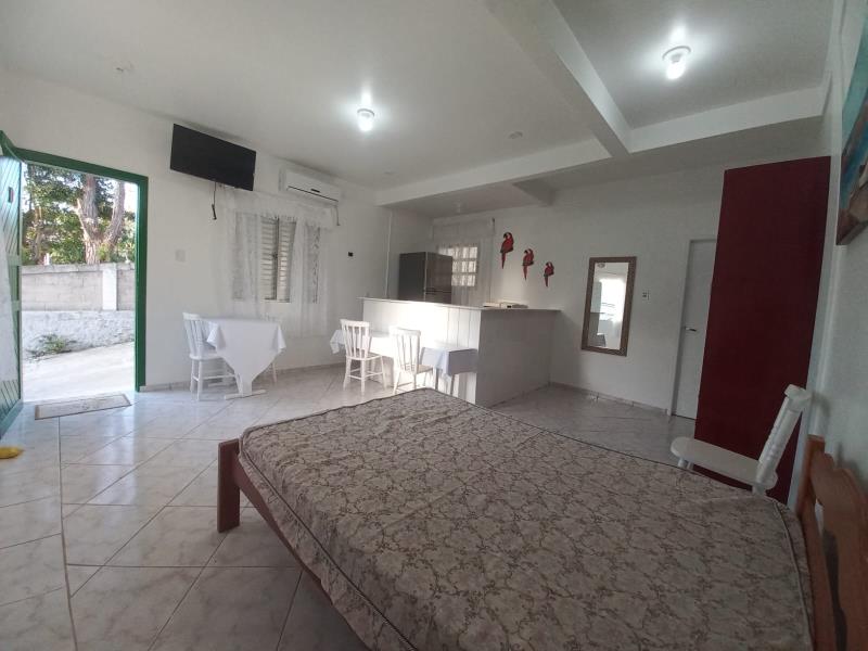 Apartamento-Codigo-2021-para-alugar-no-bairro-Barra-da-Lagoa-na-cidade-de-Florianópolis