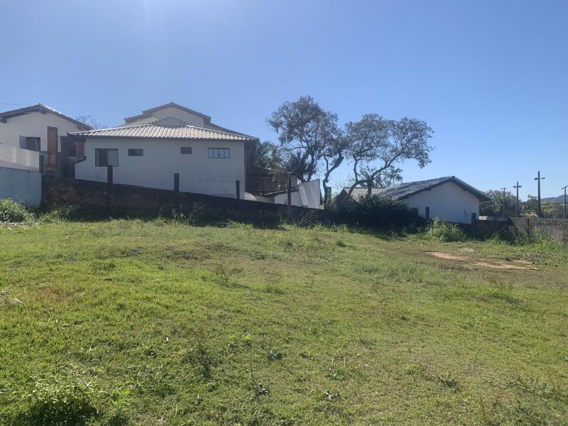 Terreno-Codigo-2031-a-Venda-no-bairro-Lagoa-da-Conceição-na-cidade-de-Florianópolis