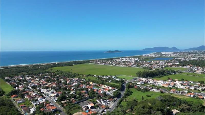 Terreno-Codigo-2035-a-Venda-no-bairro-Lagoa-da-Conceição-na-cidade-de-Florianópolis