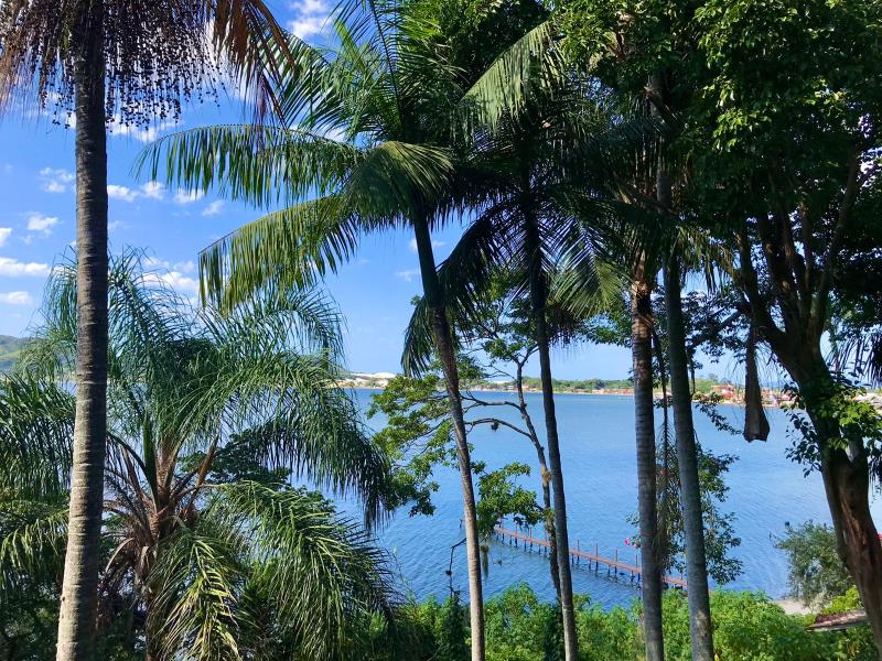 Casa-Codigo-2147-a-Venda-no-bairro-Lagoa-da-Conceição-na-cidade-de-Florianópolis