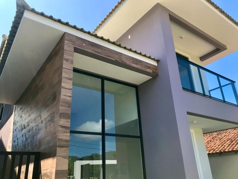 Casa-Codigo-2154-a-Venda-no-bairro-Lagoa-da-Conceição-na-cidade-de-Florianópolis
