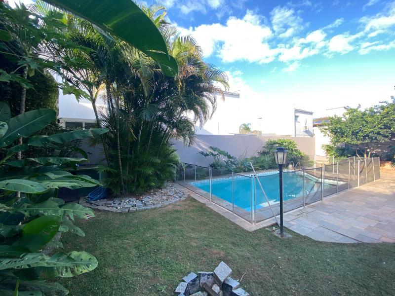 Casa-Codigo-2197-a-Venda-no-bairro-Lagoa-da-Conceição-na-cidade-de-Florianópolis