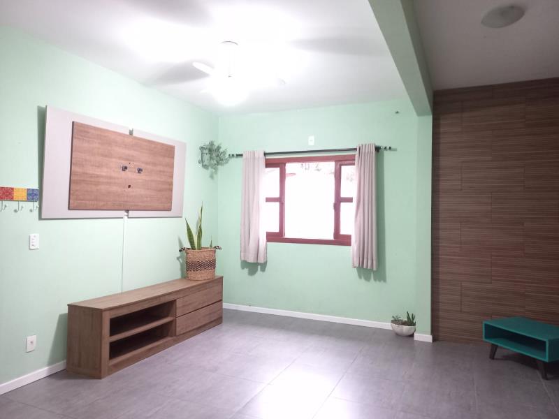 Apartamento-Codigo-2231-para-alugar-no-bairro-Barra-da-Lagoa-na-cidade-de-Florianópolis