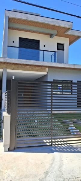 Casa-Codigo-2264-para-alugar-no-bairro-Lagoa-da-Conceição-na-cidade-de-Florianópolis