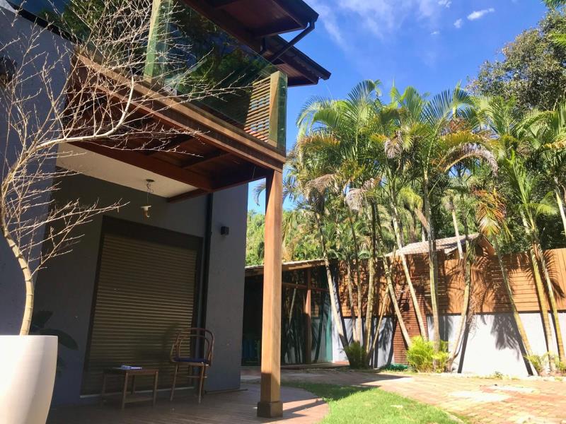 Casa-Codigo-2325-a-Venda-no-bairro-Lagoa-da-Conceição-na-cidade-de-Florianópolis