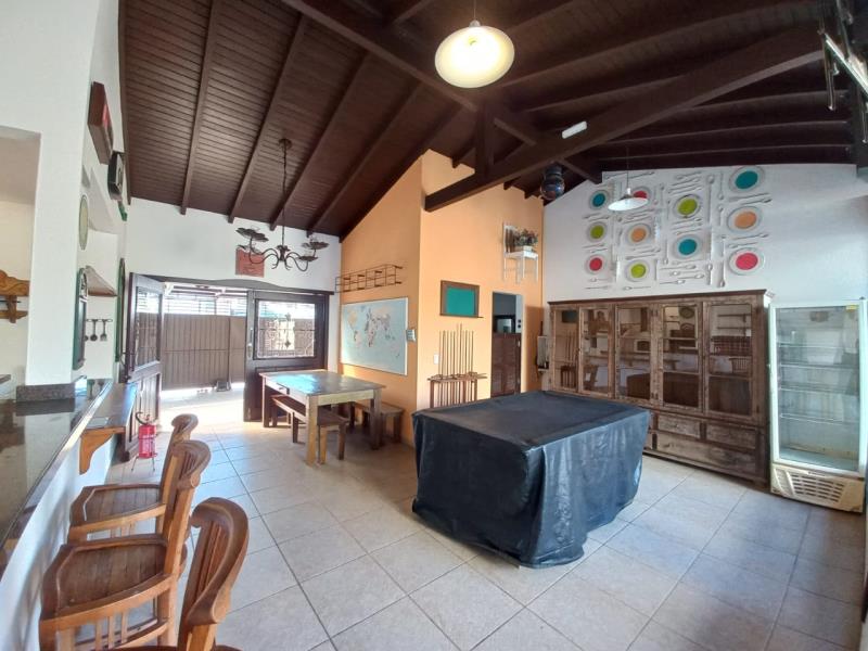 Casa-Codigo-2354-para-alugar-no-bairro-Lagoa-da-Conceição-na-cidade-de-Florianópolis