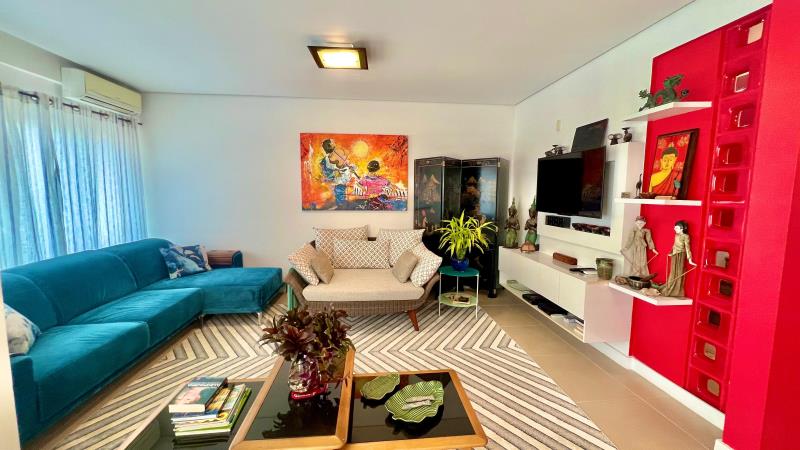 Casa-Codigo-2370-a-Venda-no-bairro-Praia-Mole-na-cidade-de-Florianópolis