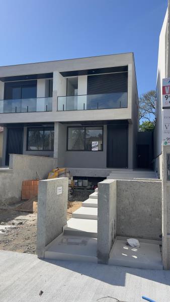 Casa-Codigo-2408-a-Venda-no-bairro-Lagoa-da-Conceição-na-cidade-de-Florianópolis