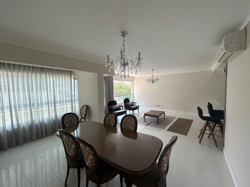 Apartamento-Codigo-2417-a-Venda-no-bairro-Centro-na-cidade-de-Florianópolis