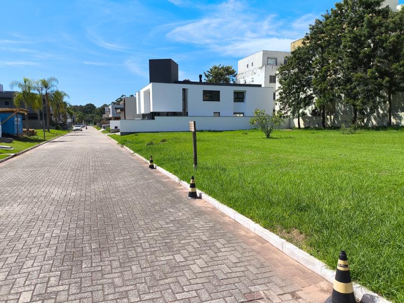 Terreno-Codigo-2454-a-Venda-no-bairro-Ingleses-do-Rio-Vermelho-na-cidade-de-Florianópolis