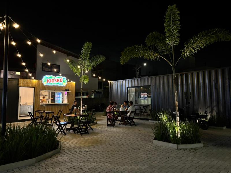 Sala-Codigo-2460-para-alugar-no-bairro-Barra-da-Lagoa-na-cidade-de-Florianópolis