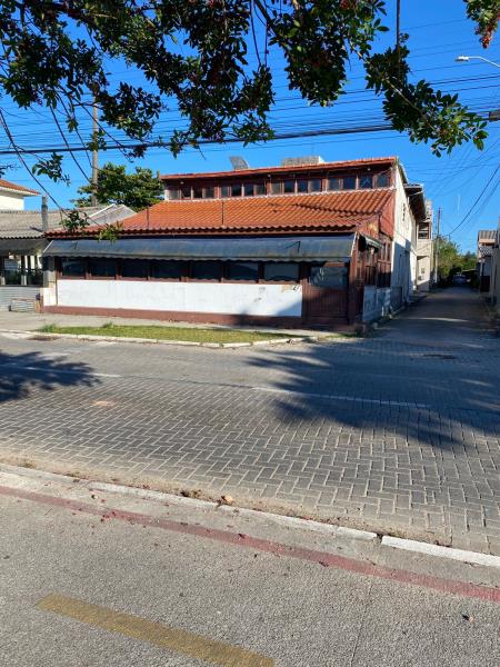Casa-Codigo-2502-a-Venda-no-bairro-Lagoa-da-Conceição-na-cidade-de-Florianópolis