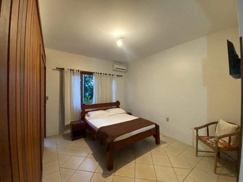 Apartamento-Codigo-2530-para-alugar-no-bairro-Barra-da-Lagoa-na-cidade-de-Florianópolis