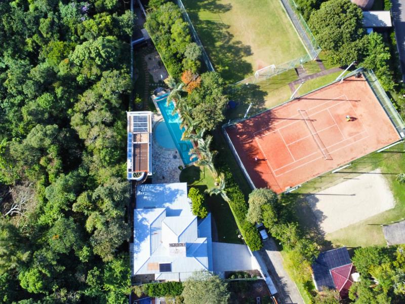 Casa-Codigo-2543-a-Venda-no-bairro-Rio-Tavares-na-cidade-de-Florianópolis