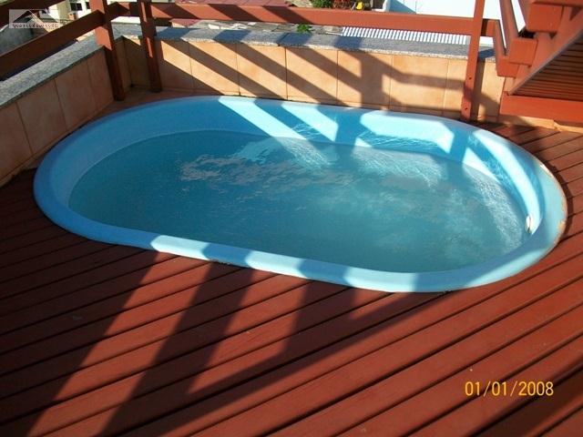 COBERTURA COM BELA PISCINA PARA OS DIAS DE CALOR E DENCANSO COM A FAMÍLIA E AMIGOS