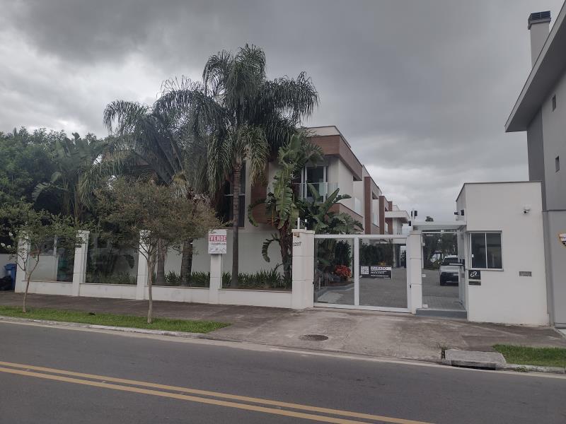 FACHADA CONDOMÍNIO