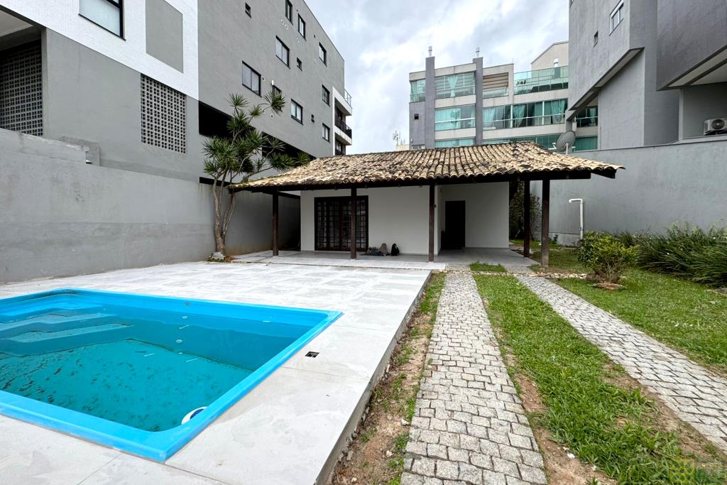 casa-codigo-609-temporada-no-bairro-mariscal-na-cidade-de-bombinhas