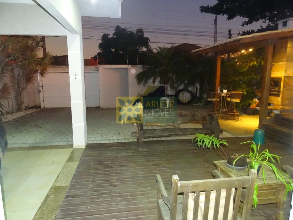 casa-codigo-5420-venda-no-bairro-balneario-pereque-na-cidade-de-porto-belo