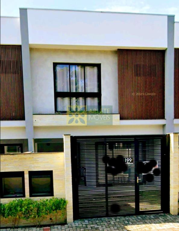 casa-codigo-9995-venda-no-bairro-mariscal-na-cidade-de-bombinhas
