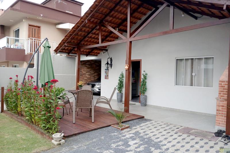 casa-codigo-10068-venda-no-bairro-jose-amandio-na-cidade-de-bombinhas