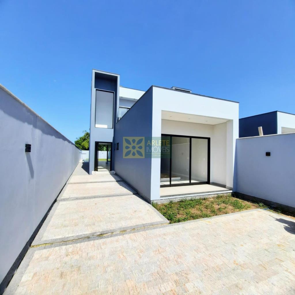 casa-codigo-10176-venda-no-bairro-centro-na-cidade-de-tijucas