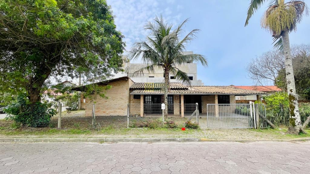 casa-codigo-10460-venda-no-bairro-jose-amandio-na-cidade-de-bombinhas