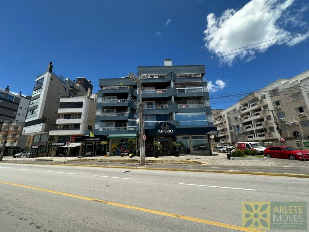 Sacada com churrasqueira