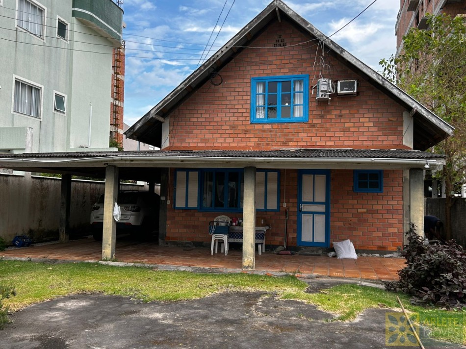 casa-codigo-693-temporada-no-bairro-mariscal-na-cidade-de-bombinhas