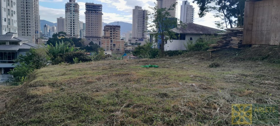 terreno-codigo-10657-venda-no-bairro-tabuleiro-das-oliveiras-na-cidade-de-itapema