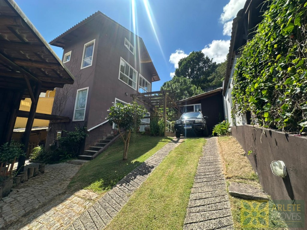 casa-codigo-10680-venda-no-bairro-centro-na-cidade-de-porto-belo