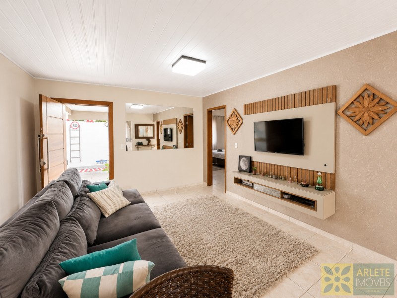 casa-codigo-10756-venda-no-bairro-balneario-pereque-na-cidade-de-porto-belo