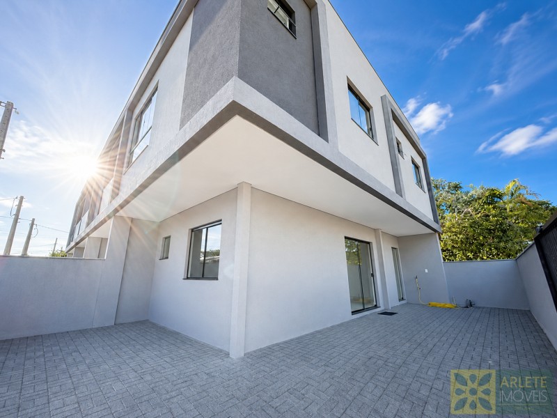 sobrado-codigo-10769-venda-no-bairro-vila-nova-na-cidade-de-porto-belo