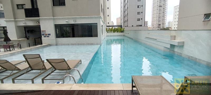 Apartamento à venda no bairro Meia Praia, em Itapema