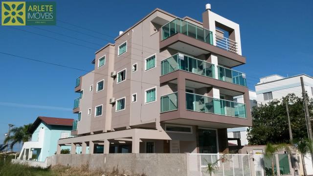 Apartamento Codigo 591 para Temporada no bairro Mariscal na cidade de Bombinhas