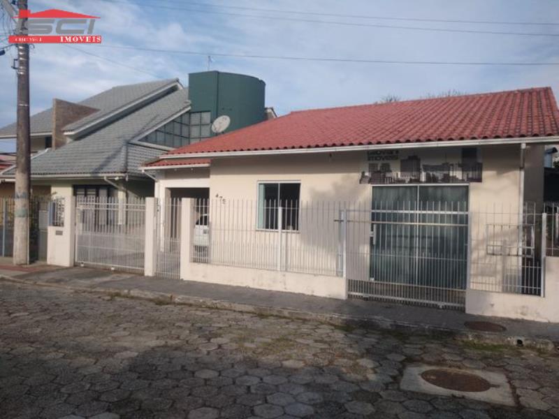 Casa - Código 989 Imóvel a Venda no bairro Centro na cidade de Biguaçu