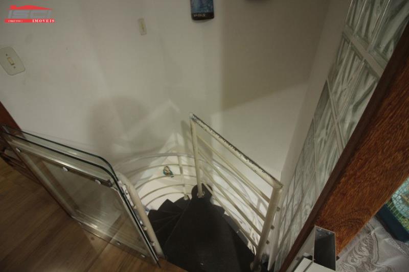 Escada sala/terraço