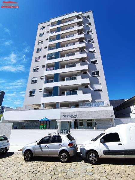 Apartamento - Código 1673 Imóvel a Venda no bairro Barreiros na cidade de São José