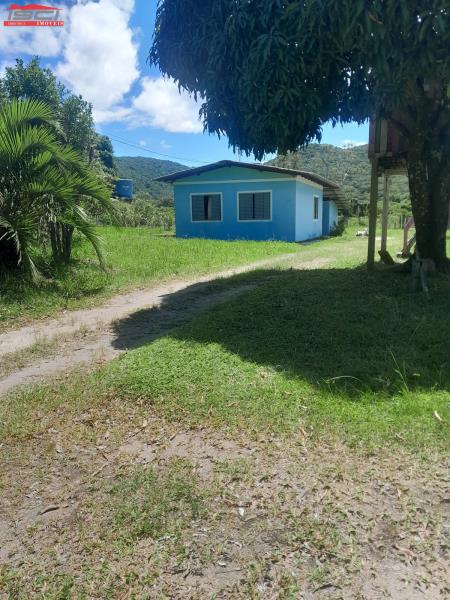 Sítio Codigo 1856 a Venda  no bairro Ratones na cidade de Florianópolis
