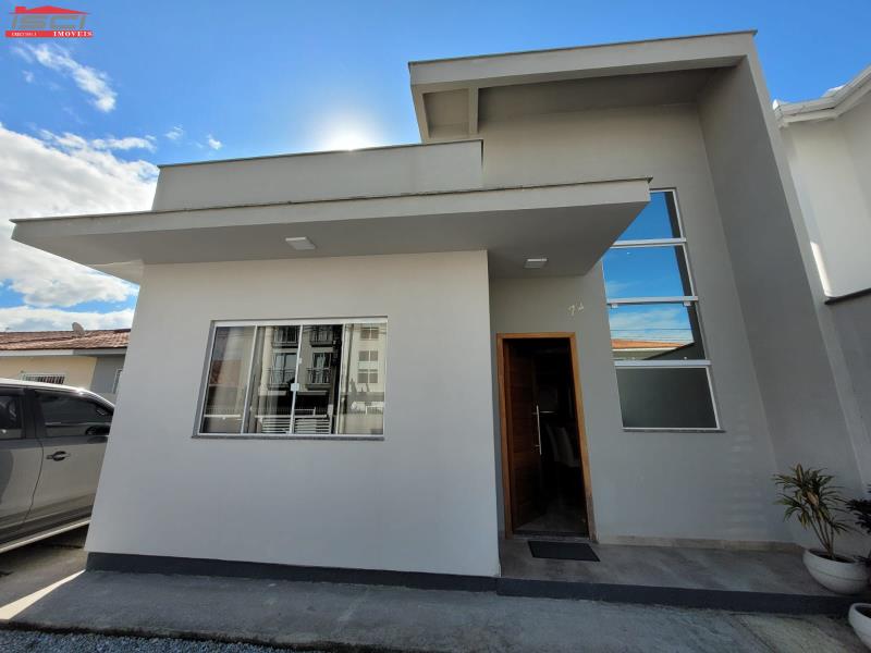 Casa Código 1903 Imóvel para Alugar no bairro Bela Vista na cidade de Palhoça