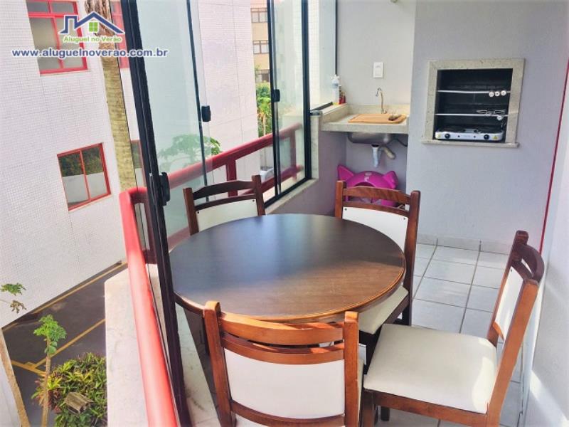 ÁREA DE CHURRASQUEIRA