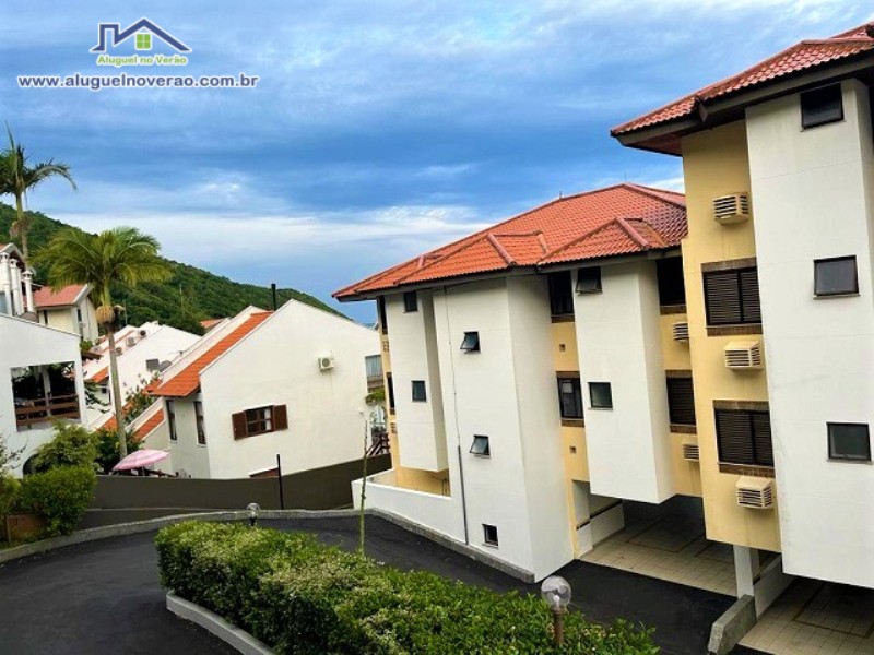 VISTA DA ÁREA DE CHURRASQUEIRA