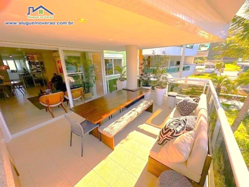 SACADA COM CHURRASQUEIRA