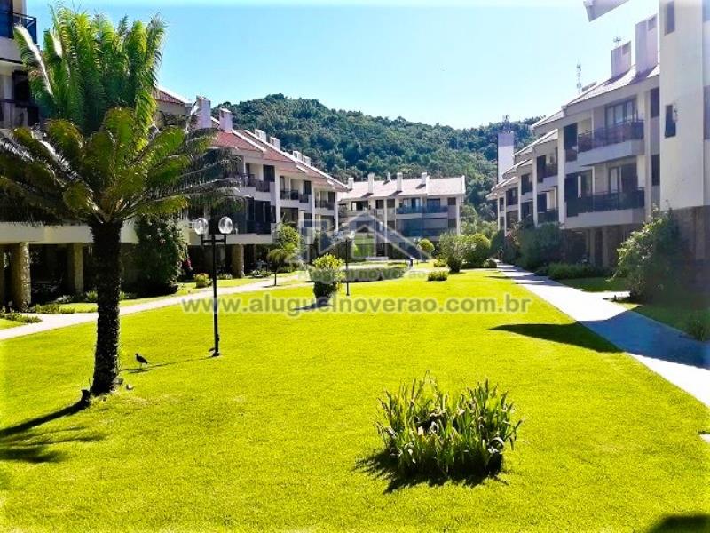 ÁREA DE JARDIM