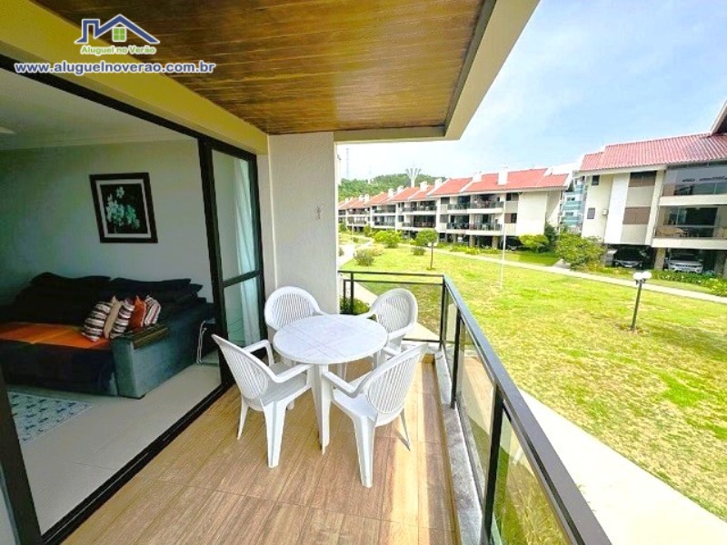 SACADA COM CHURRASQUEIRA