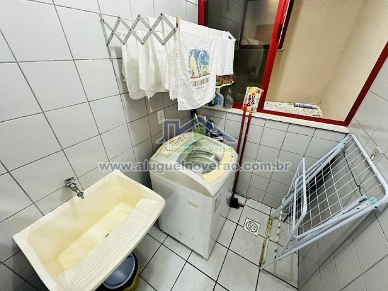 ÁREA DE SERVIÇO