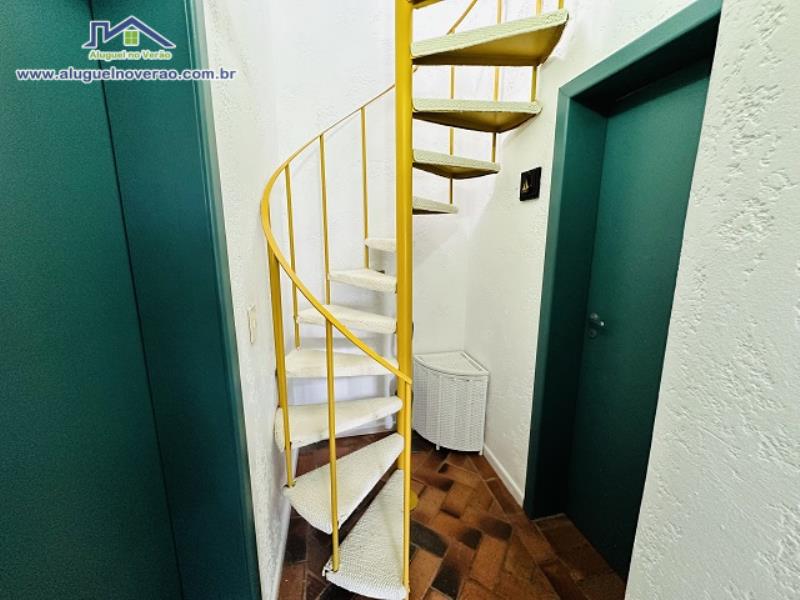 ESCADA DE ACESSO 2º PISO