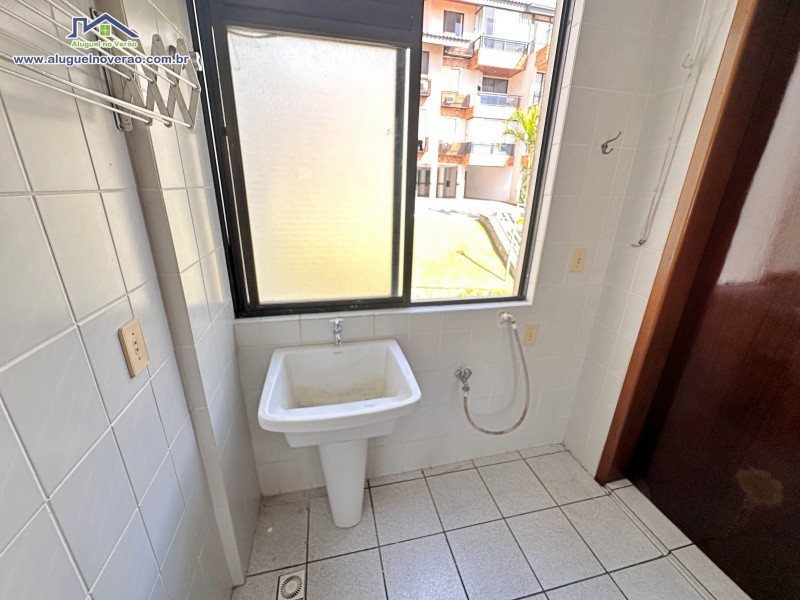 ÁREA DE SERVIÇO