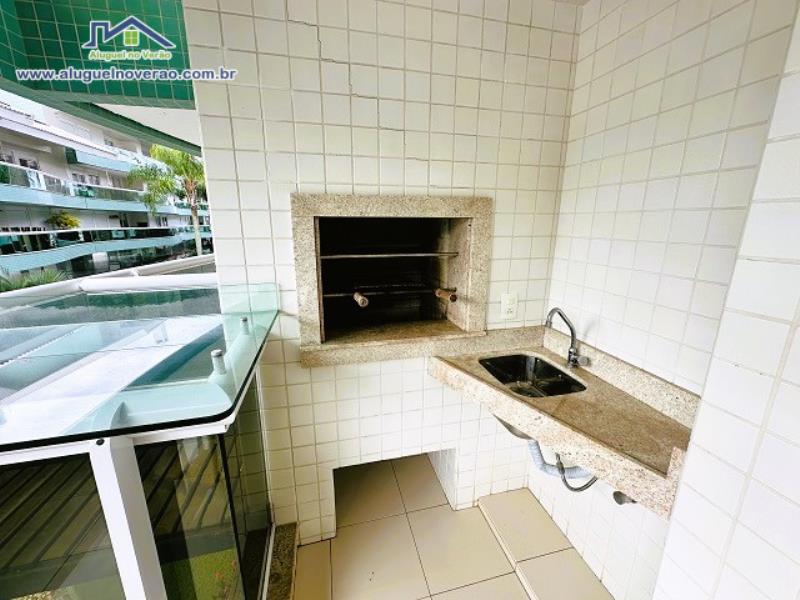 SACADA COM CHURRASQUEIRA