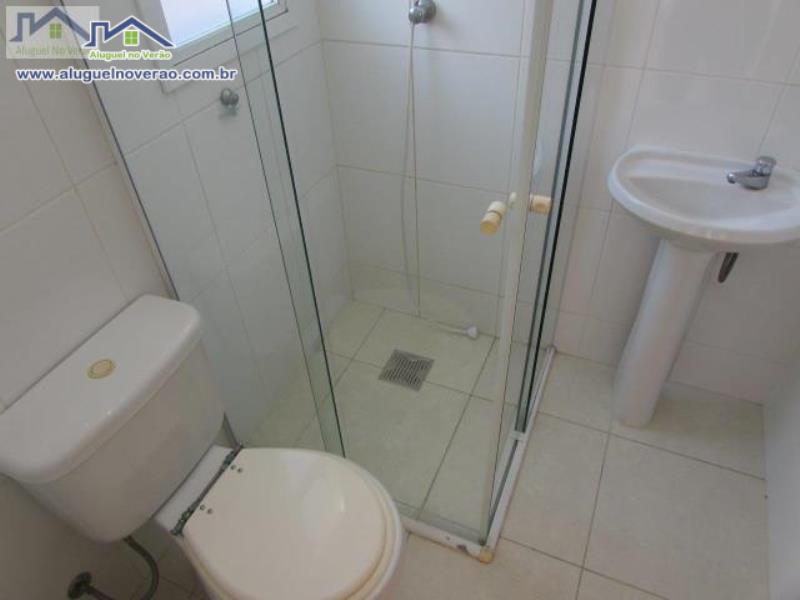 BANHEIRO ÁREA DE EMPREGADA